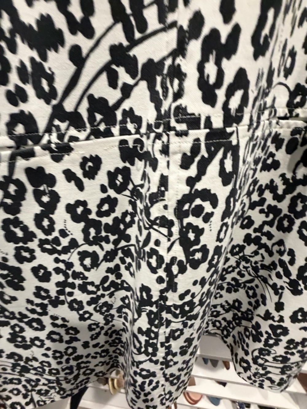 Lilly Pulitzer Rosie Black and White Leopard Print Shift Dress it is stretchy. - Picture 7 of 8